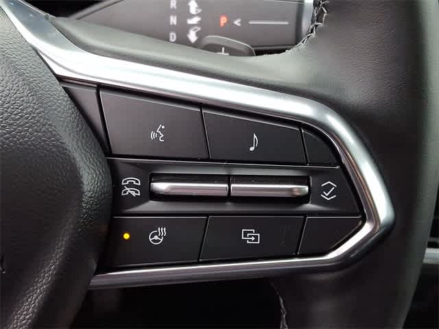 Vehicle image 18 of 22