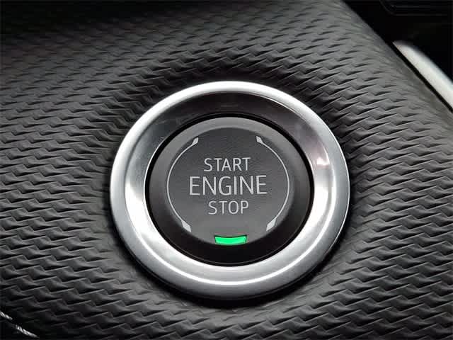 Vehicle image 19 of 22