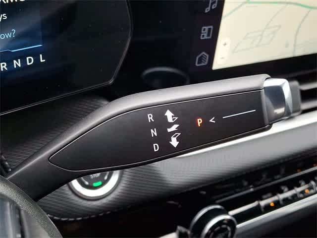 Vehicle image 12 of 22