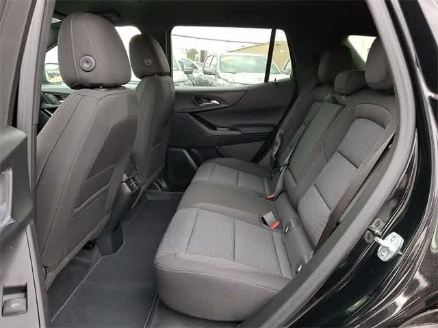 Vehicle image 8 of 22