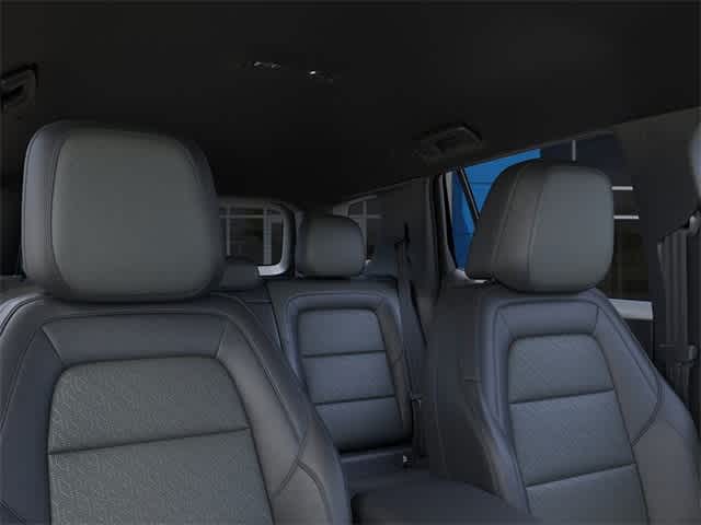 Vehicle image 24 of 26