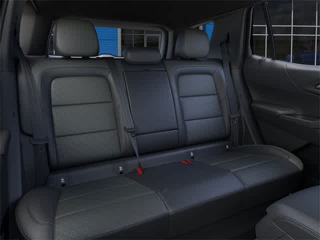 Vehicle image 17 of 26