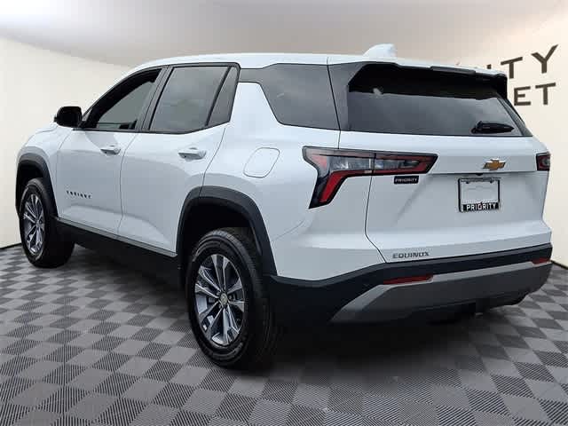 Vehicle image 5 of 18