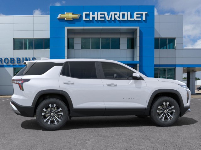 Vehicle image 6 of 24