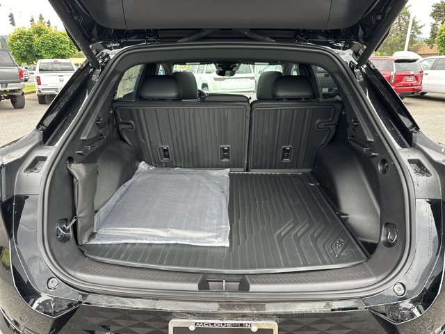Vehicle image 8 of 25