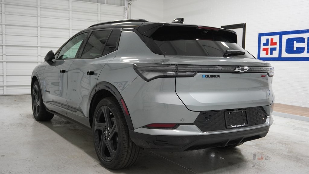 Vehicle image 7 of 40