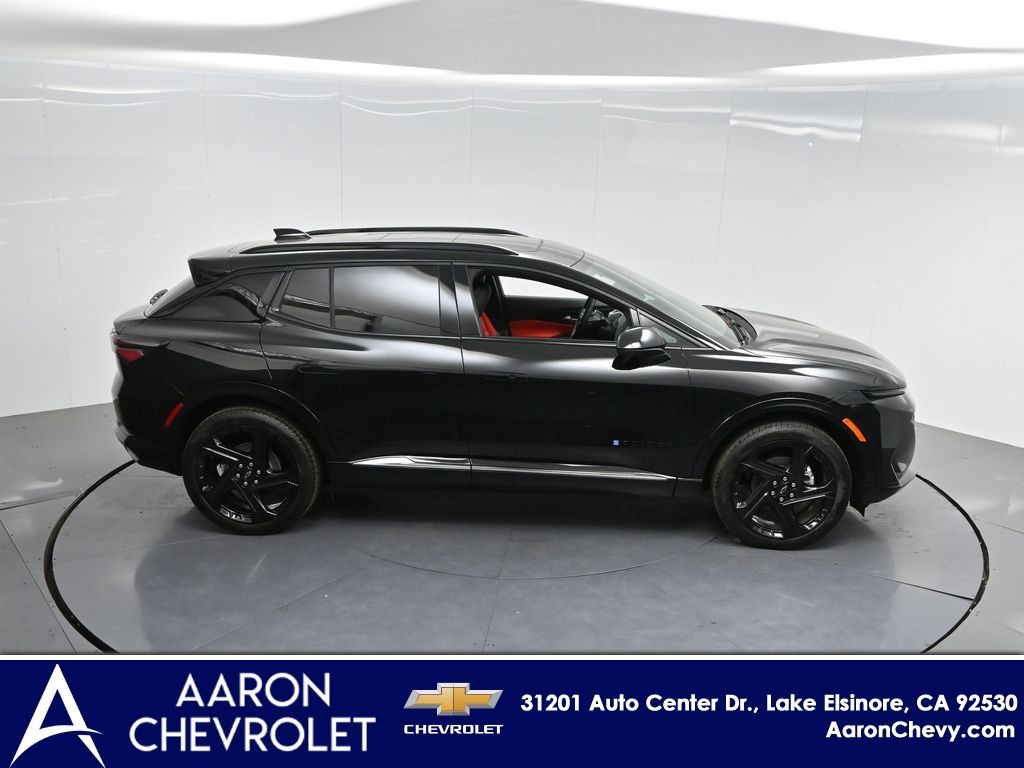 2025 Chevrolet Equinox EV RS Image 16 of 53