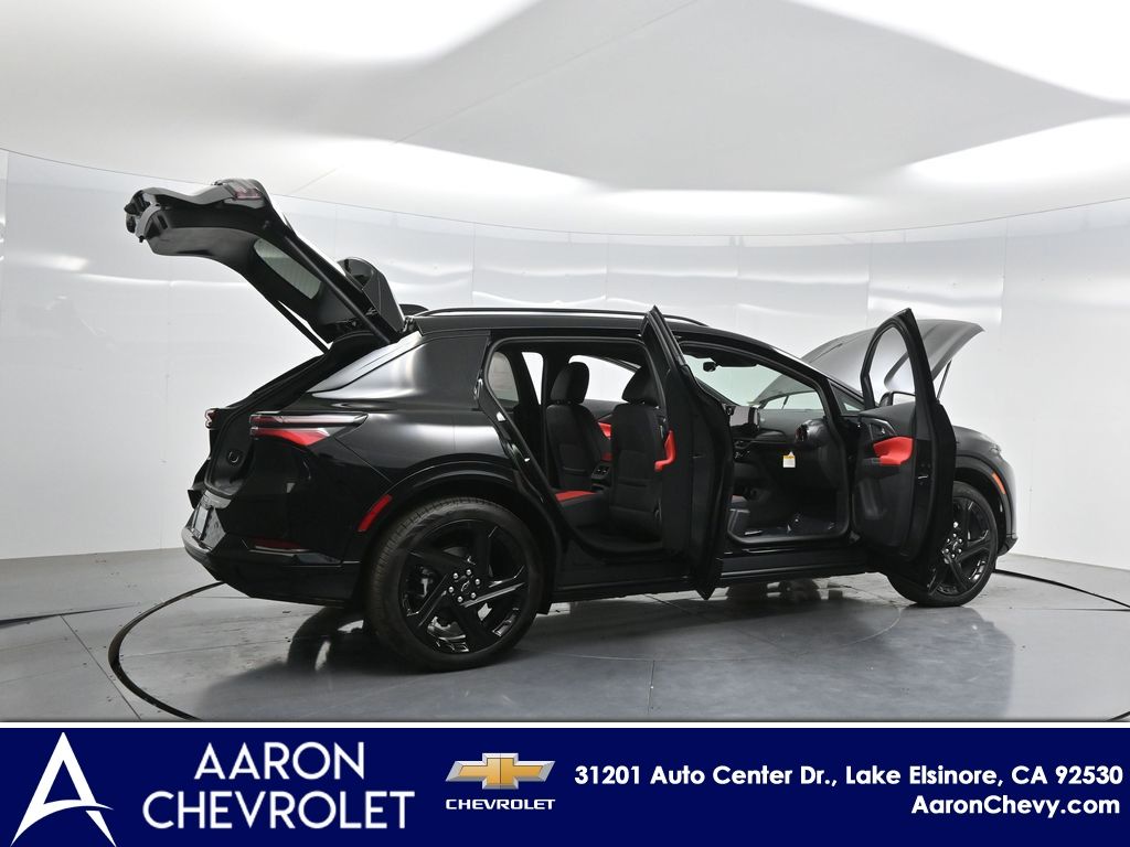 2025 Chevrolet Equinox EV RS Image 20 of 53