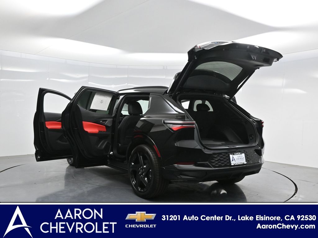 2025 Chevrolet Equinox EV RS Image 49 of 53