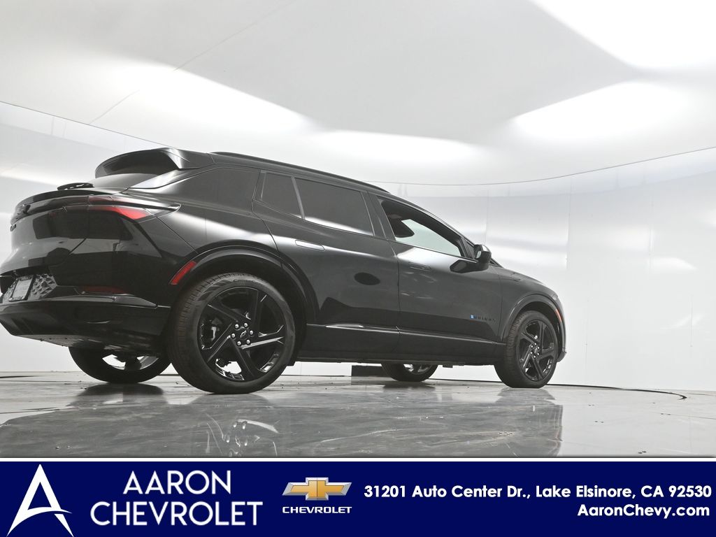 2025 Chevrolet Equinox EV RS Image 24 of 53