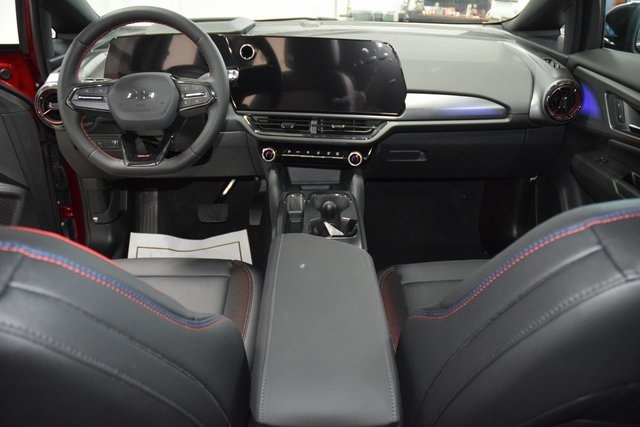 2025 Chevrolet Equinox EV RS Image 16 of 47