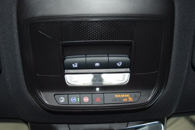 2025 Chevrolet Equinox EV RS Image 44 of 47