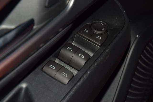 2025 Chevrolet Equinox EV RS Image 45 of 47