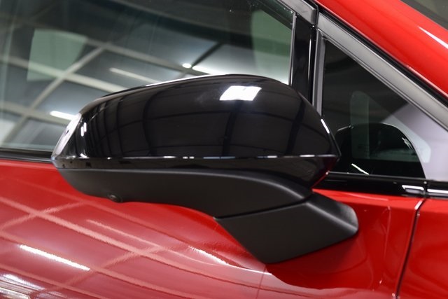 2025 Chevrolet Equinox EV RS Image 35 of 47