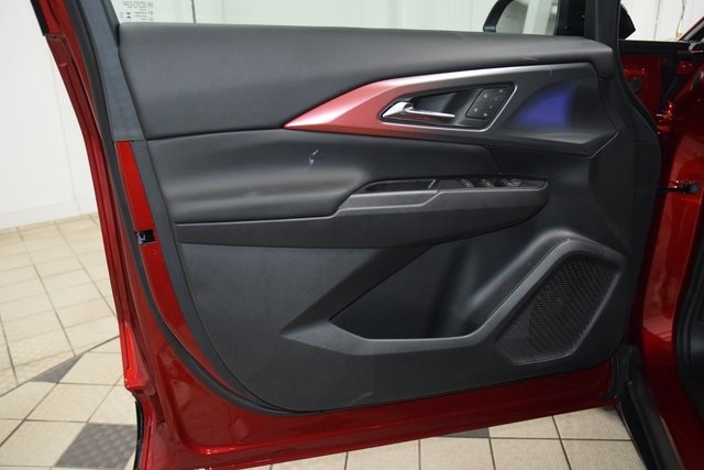 2025 Chevrolet Equinox EV RS Image 22 of 47