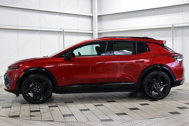 2025 Chevrolet Equinox EV RS Image 8 of 47