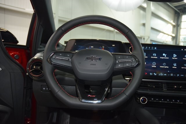 2025 Chevrolet Equinox EV RS Image 17 of 47