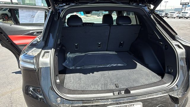 Vehicle image 27 of 31