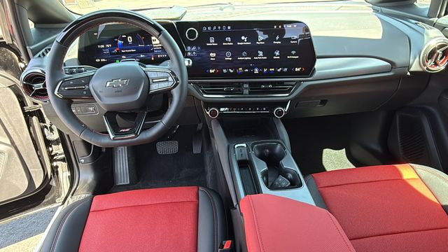 Vehicle image 26 of 31