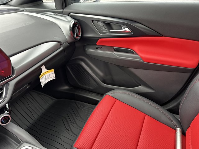 Vehicle image 24 of 25