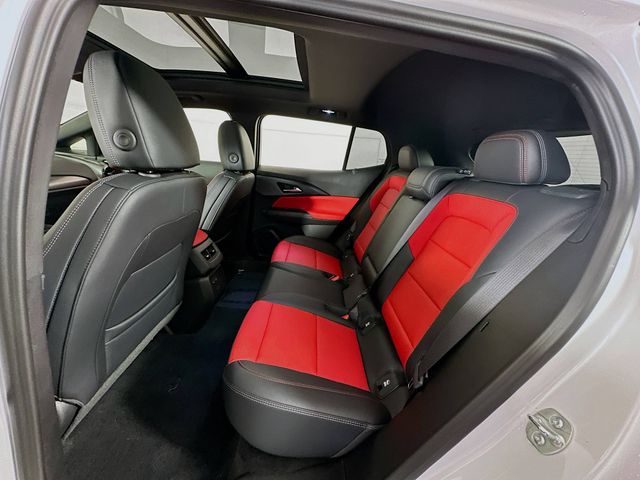 2025 Chevrolet Equinox EV RS Image 16 of 34