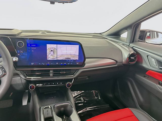 2025 Chevrolet Equinox EV RS Image 21 of 34