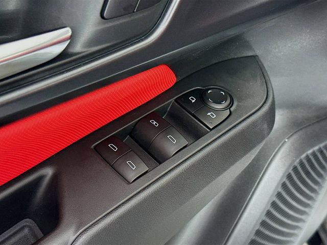 2025 Chevrolet Equinox EV RS Image 29 of 34