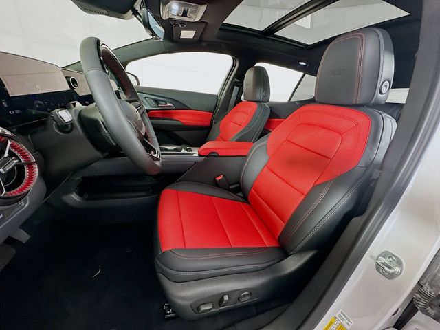 2025 Chevrolet Equinox EV RS Image 14 of 34