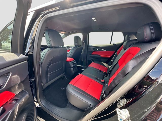 2025 Chevrolet Equinox EV RS Image 12 of 30