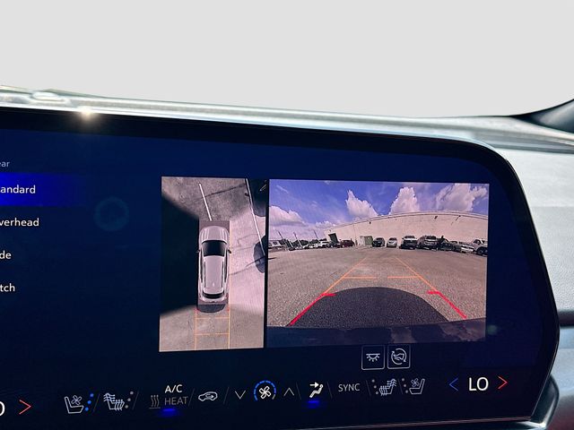 2025 Chevrolet Equinox EV RS Image 20 of 30