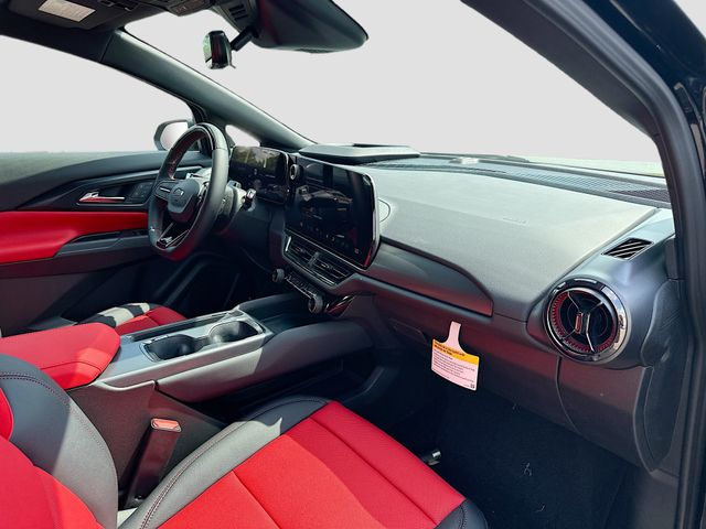 2025 Chevrolet Equinox EV RS Image 16 of 30