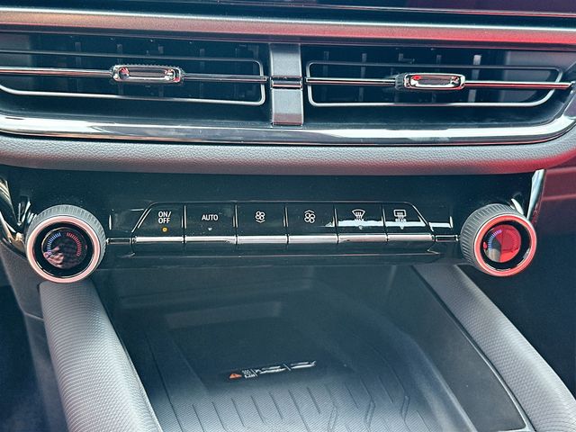 2025 Chevrolet Equinox EV RS Image 27 of 30