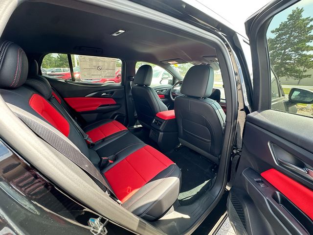 2025 Chevrolet Equinox EV RS Image 13 of 30