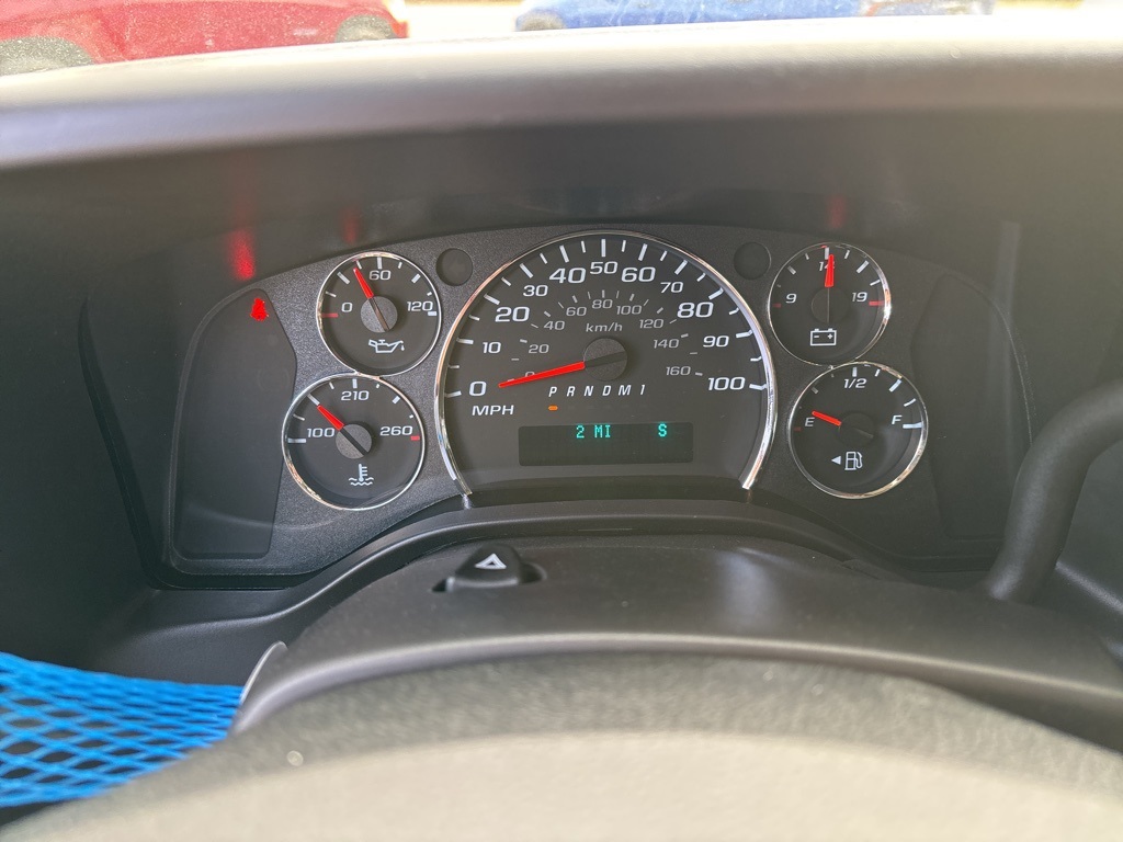 2025 Chevrolet Express LS Image 11 of 18