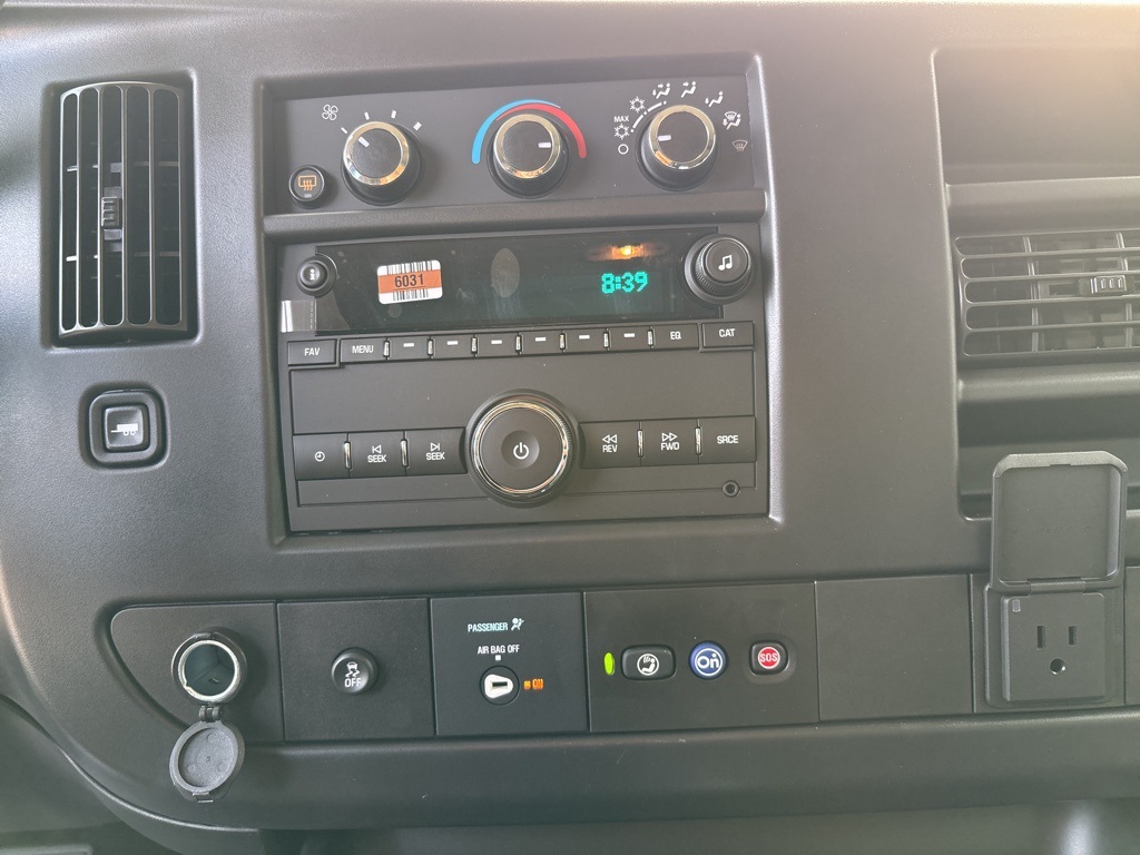 2025 Chevrolet Express LS Image 12 of 18