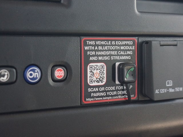 2025 Chevrolet Express Base Image 10 of 12