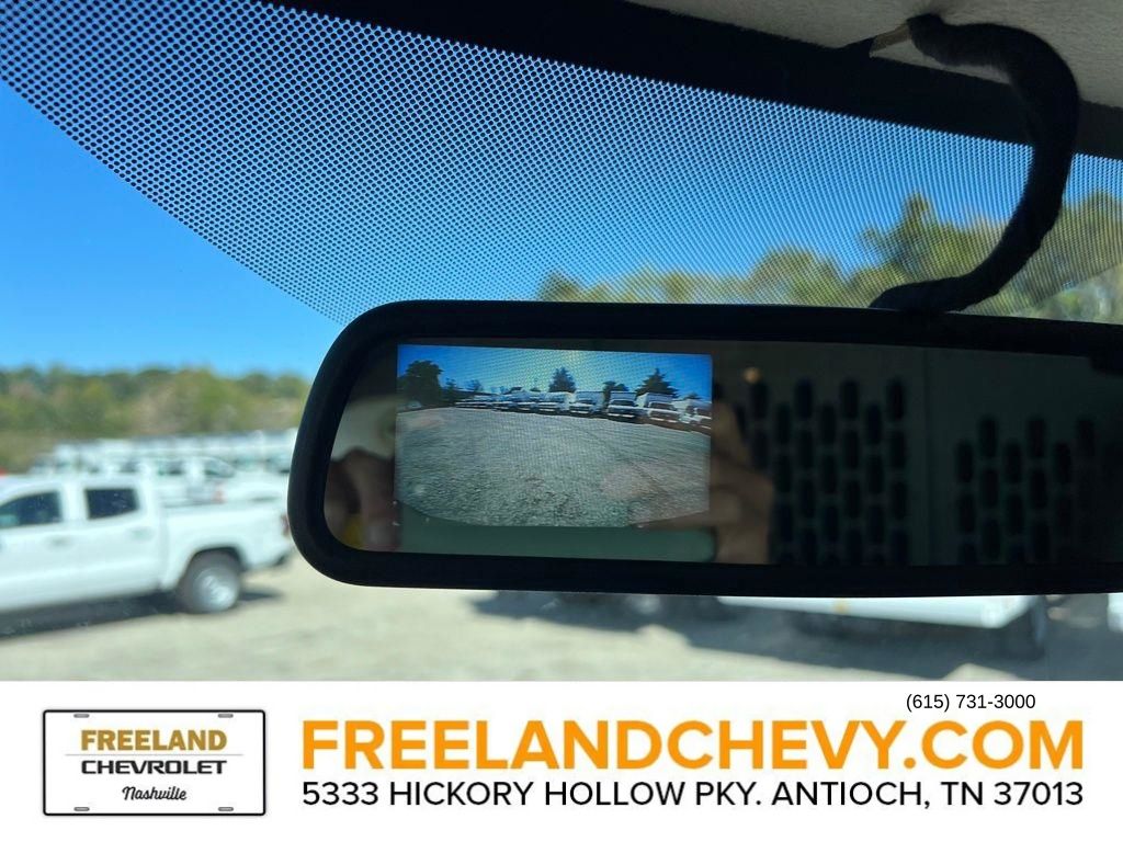 2025 Chevrolet Express Base Image 7 of 24