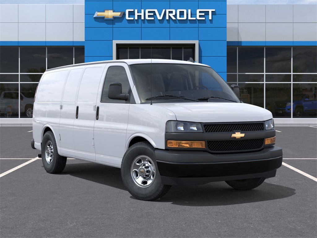 2025 Chevrolet Express Base Image 5 of 24
