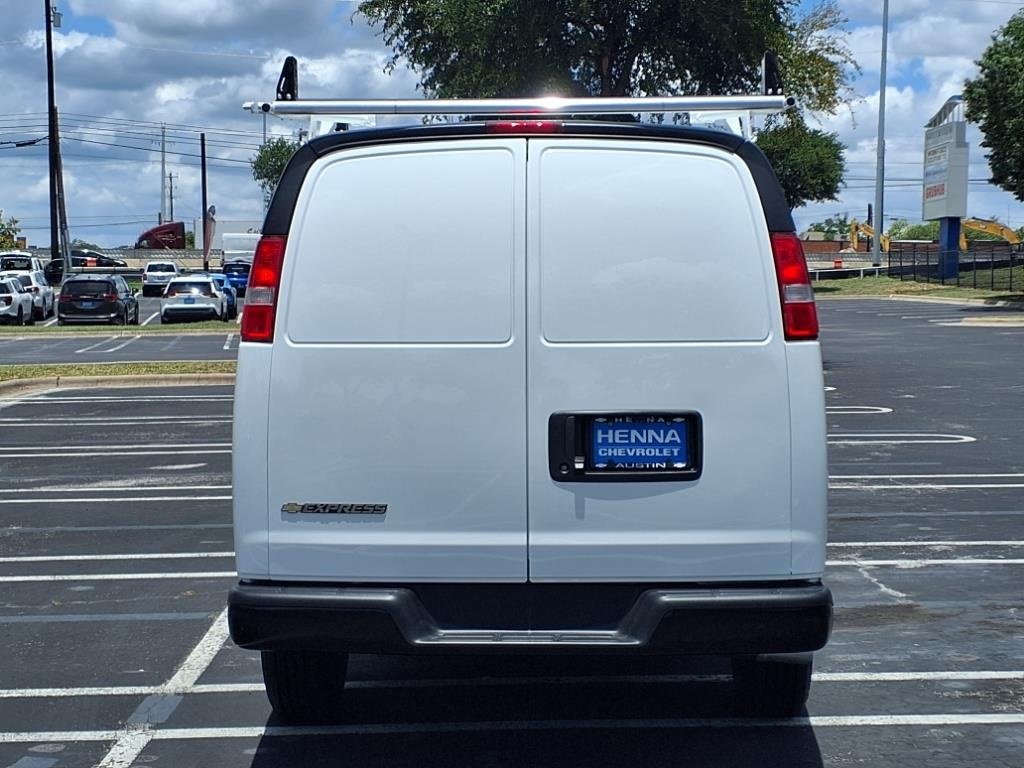Vehicle image 21 of 21