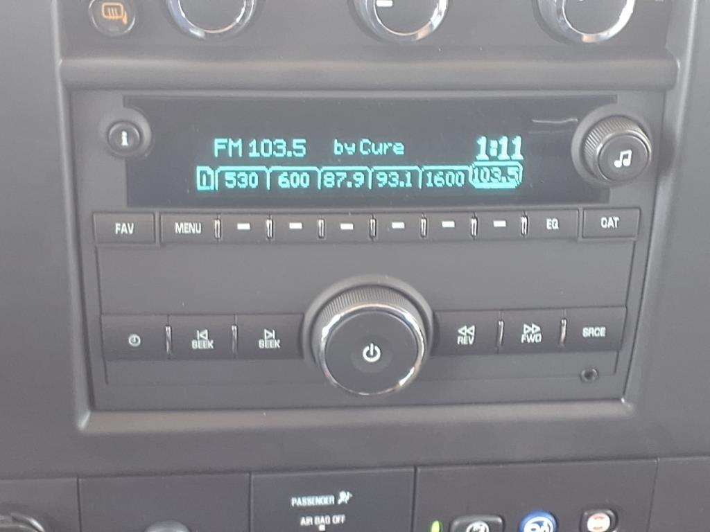 Vehicle image 11 of 21