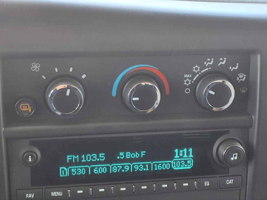 Vehicle image 12 of 21