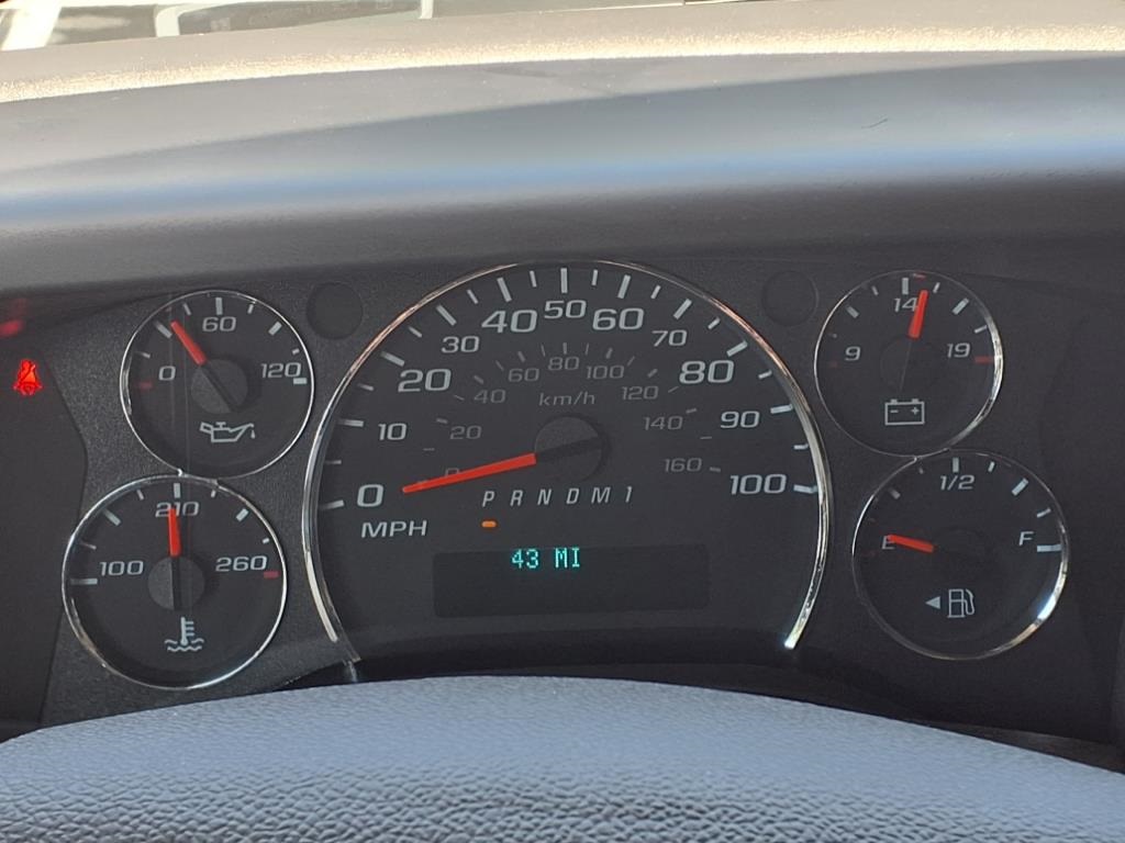Vehicle image 9 of 21