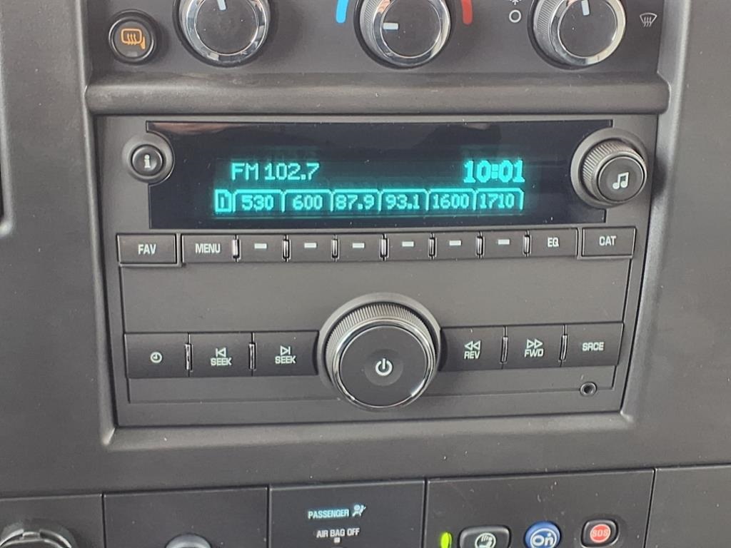 Vehicle image 17 of 25