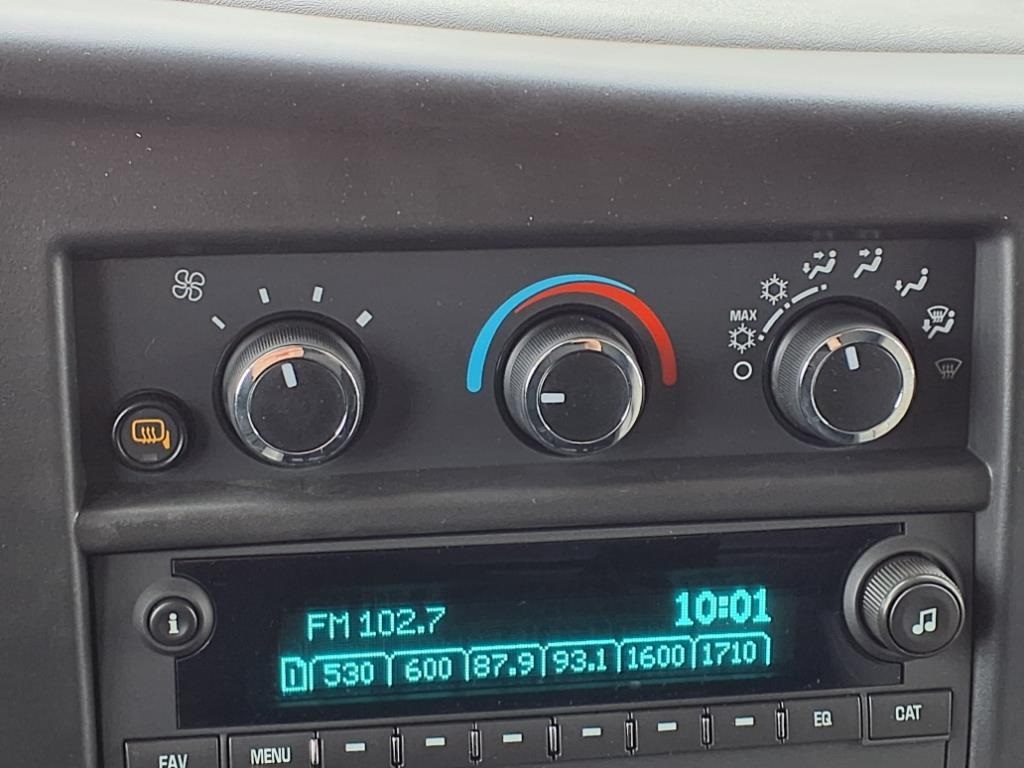Vehicle image 16 of 25