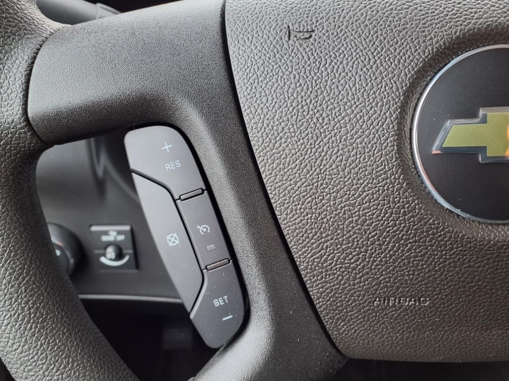 Vehicle image 22 of 25