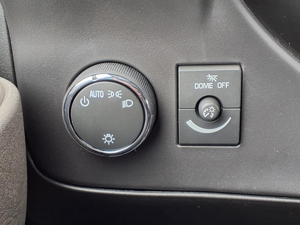 Vehicle image 13 of 25