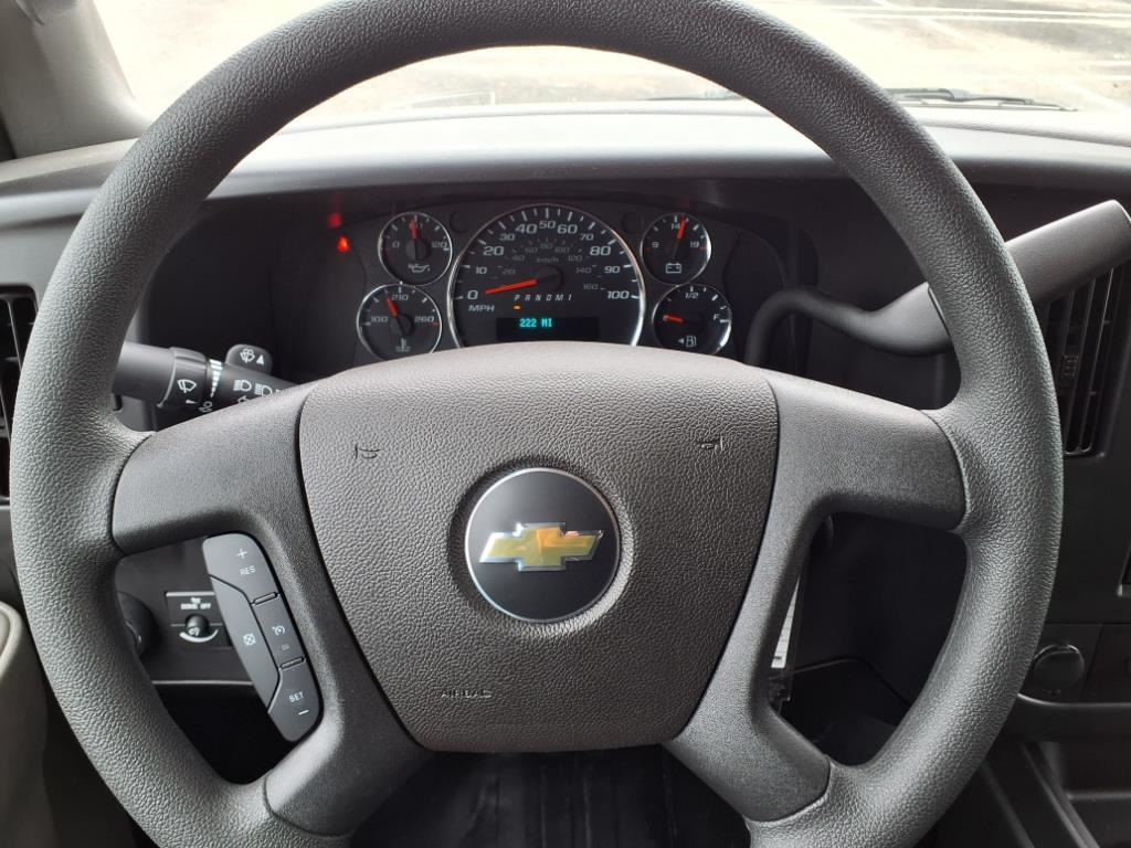 Vehicle image 24 of 25