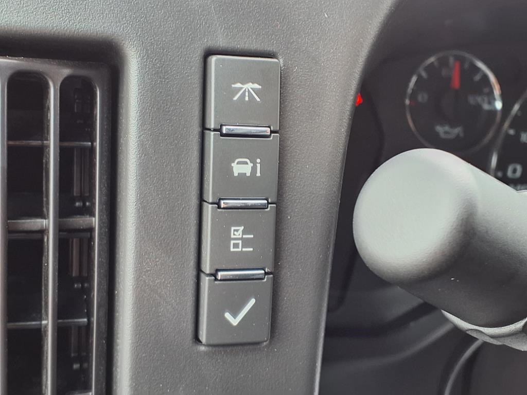 Vehicle image 12 of 25