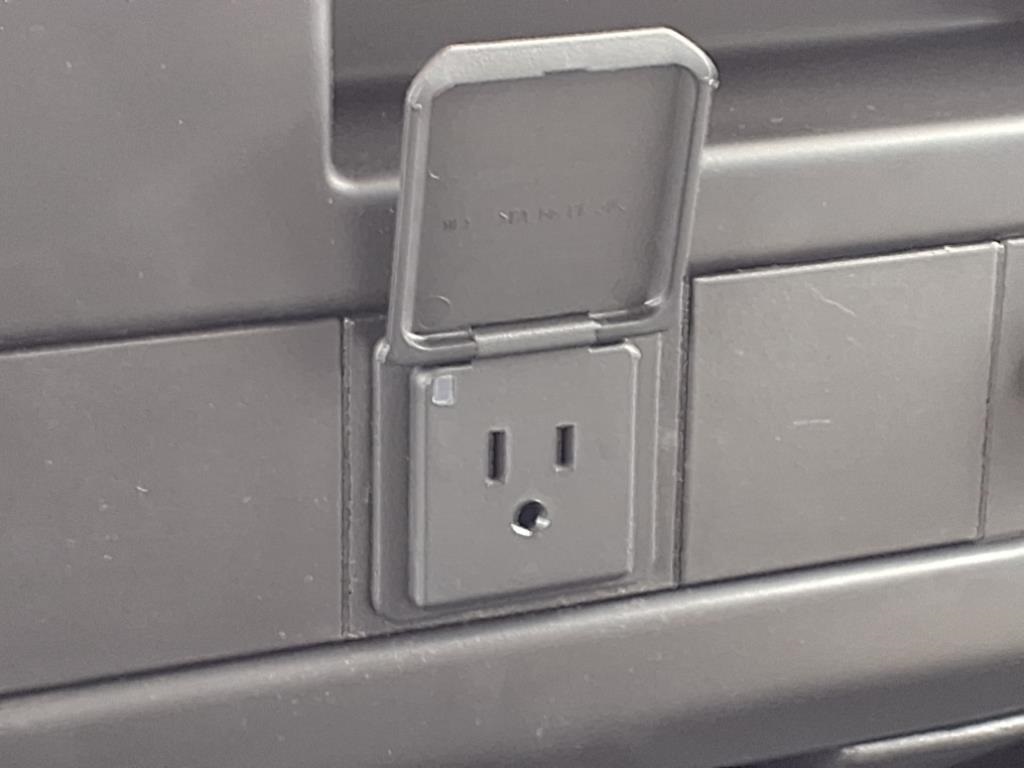 Vehicle image 20 of 25