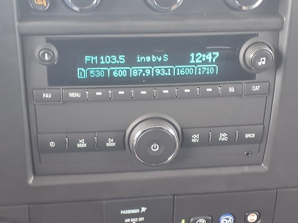 Vehicle image 11 of 21